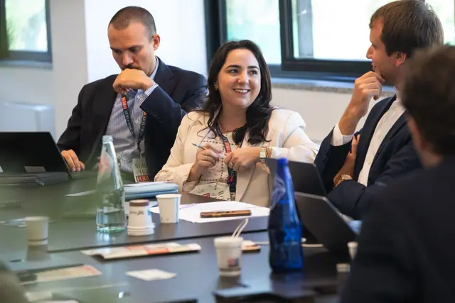 Un tavolo tematico in sessione all’Harmonic Innovation Hub