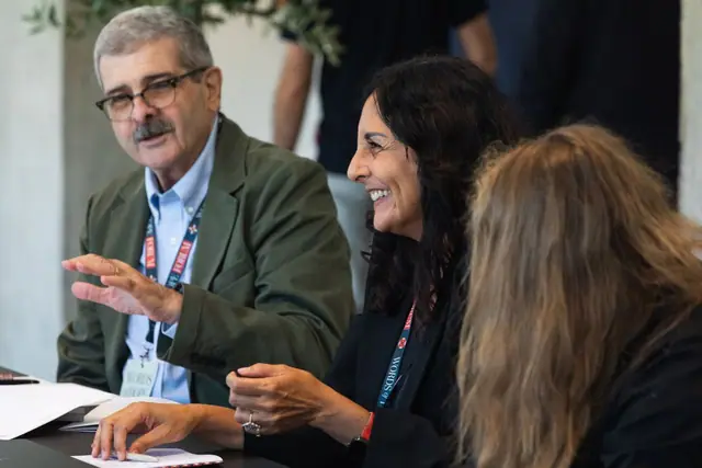 Un tavolo tematico in sessione all’Harmonic Innovation Hub